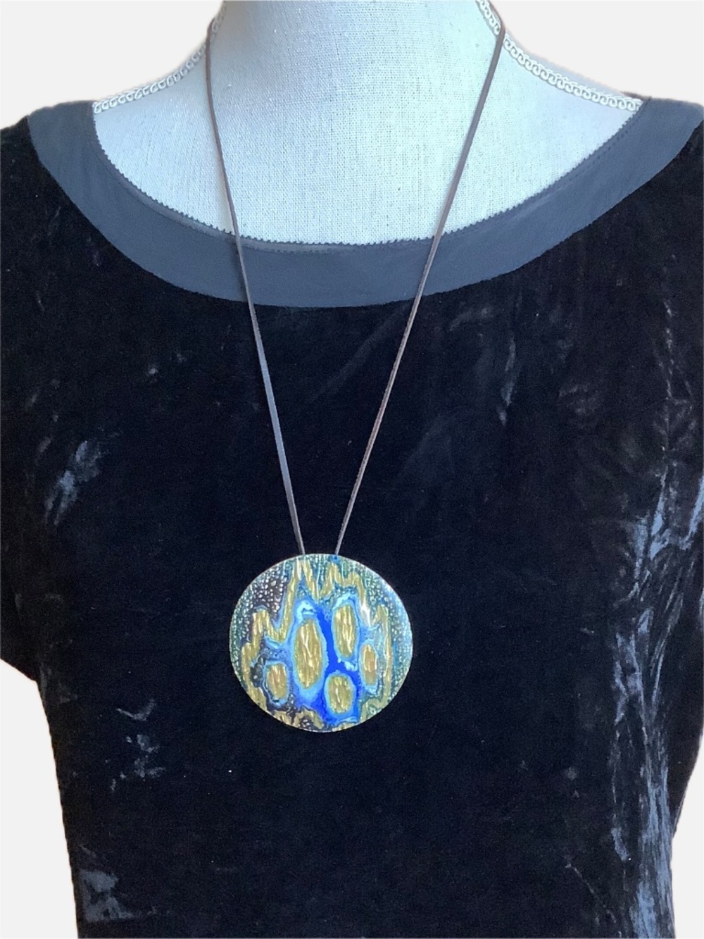 VINTAGE Signed Cobalt Blue Molten Gold Ceramic Pendant Cord Necklace